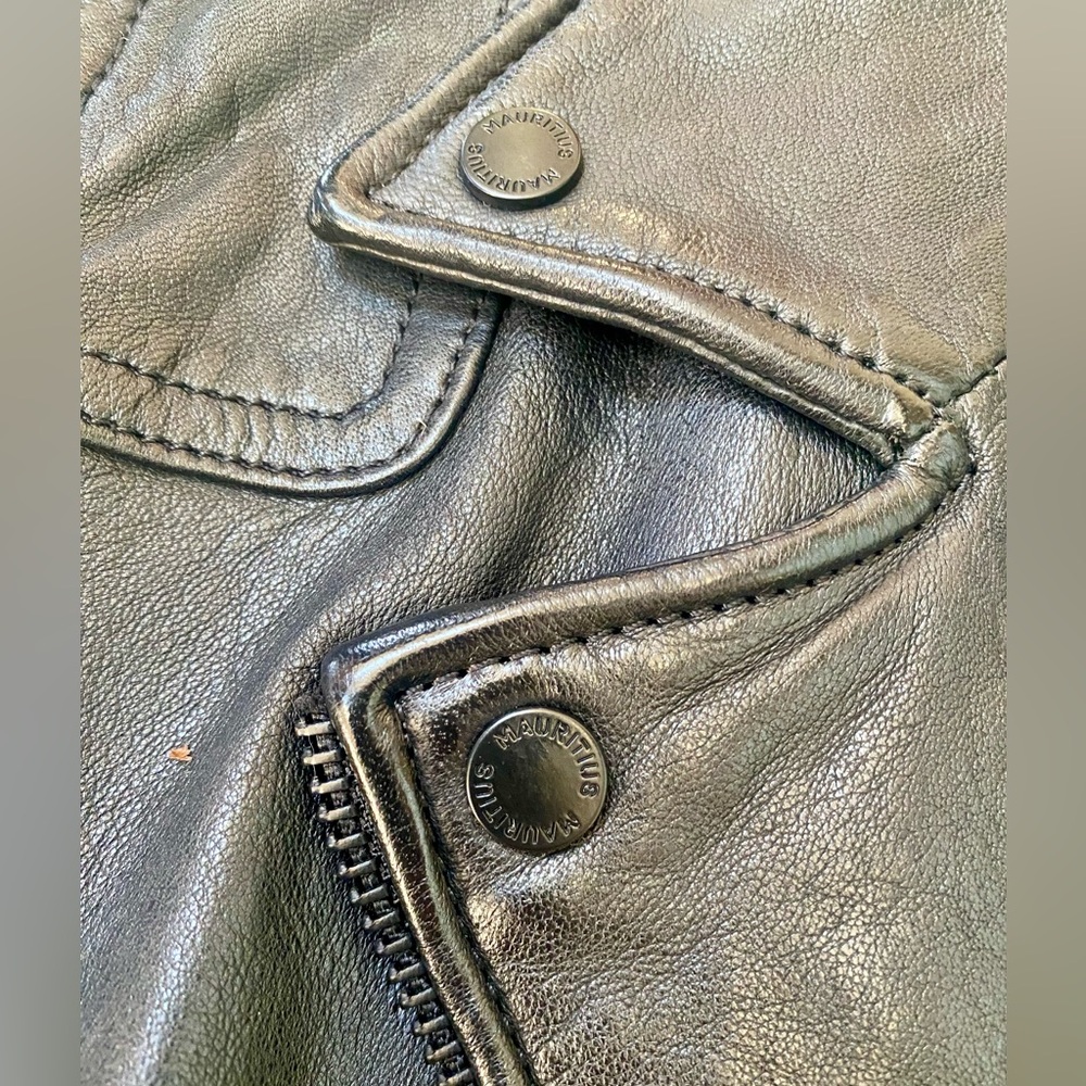 EUC Mauritius Black leather moto jacket in soft, supple leather 🧥 - Picture 3 of 15